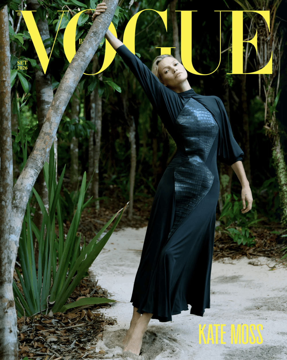 Cindy Crawford in Vogue Arabia March, by Thomas Whiteside — Anne